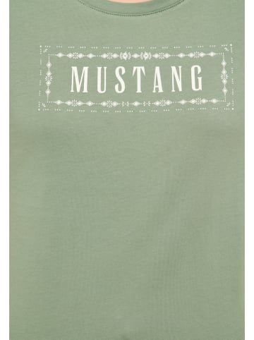 Mustang Koszulka "Alma" w kolorze zielonym