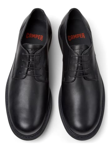 Camper Leder-Schnürschuhe "Neuman" in Schwarz