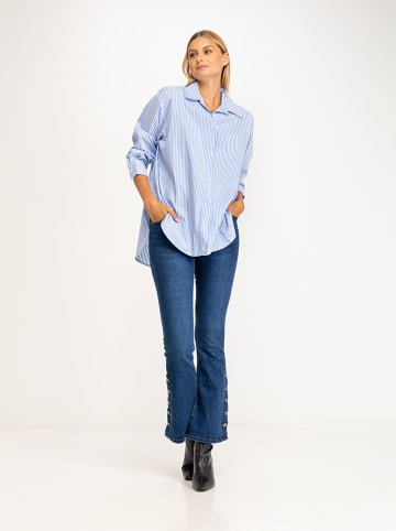 Tantra Bluse in Hellblau/ Weiß