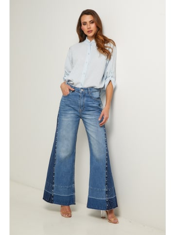 Fleur de Lin Bluse in Hellblau