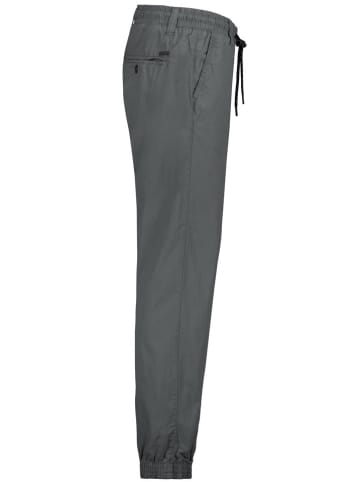 Sublevel Hose in Grau