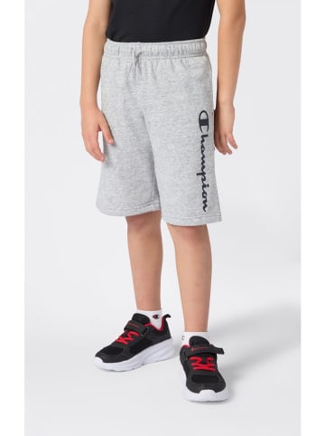 Champion Sweatshorts in Grau
