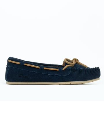 Clarks Skórzane mokasyny w kolorze granatowym