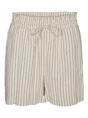 Vero Moda Shorts in Beige/ Schwarz