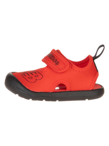 New Balance Półsandały w kolorze czerwonym