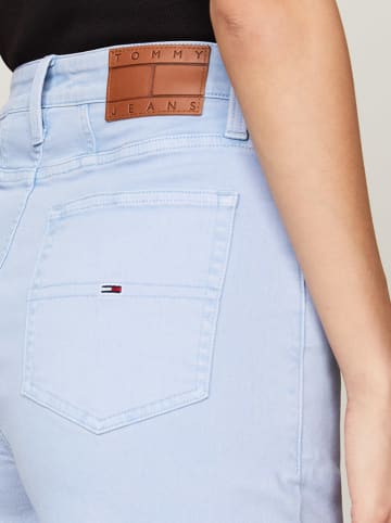 Tommy Hilfiger Szorty dżinsowe w kolorze błękitnym
