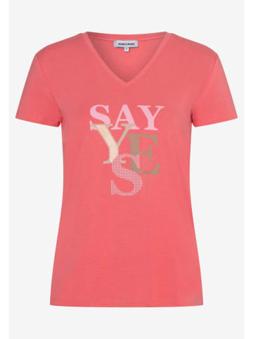More & More Shirt in Beere