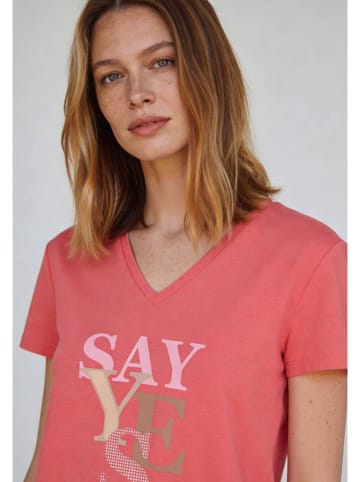 More & More Shirt in Beere
