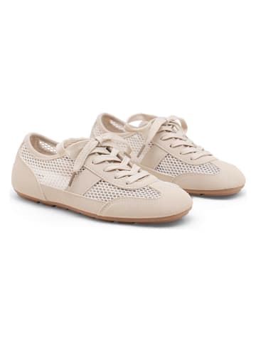 C'M Sneakers in Beige