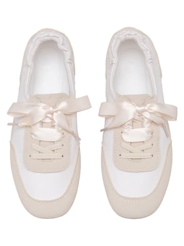C'M Sneakers in Beige