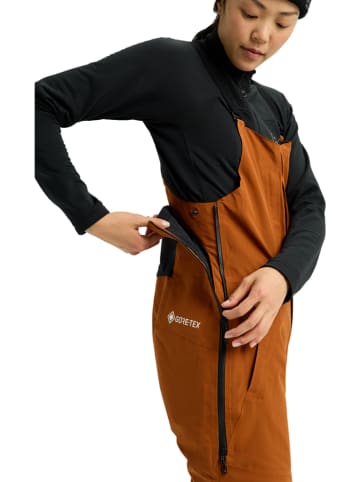 Burton Spodnie narciarskie "[ak] Kimmy GORE-TEX 2L Bib Pants" w kolorze ceglanym