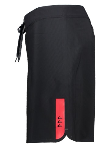 Quiksilver Szorty kąpielowe w kolorze czarnym