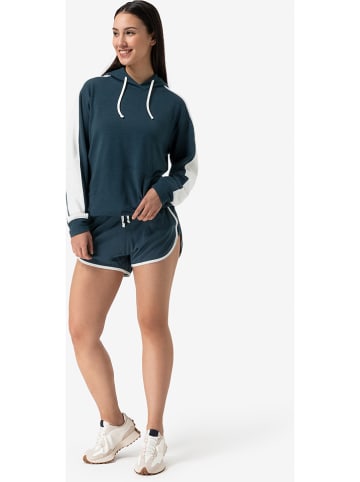 super.natural Sweatshort "Biarritz" petrol