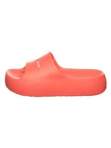 Tommy Hilfiger Shoes Klapki w kolorze czerwonym