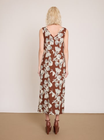 BGN Kleid in Hellbraun/ Creme