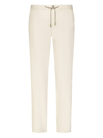 No Excess Hose in Beige