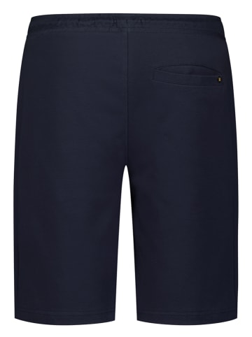 No Excess Shorts in Dunkelblau