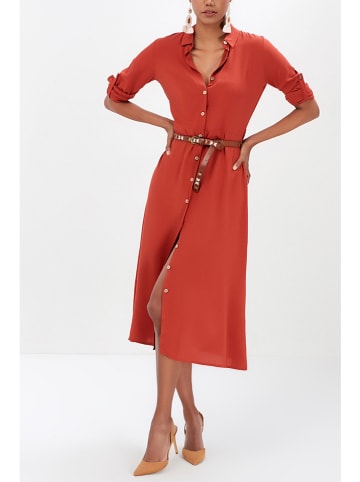 Milan Kiss Kleid in Rostrot