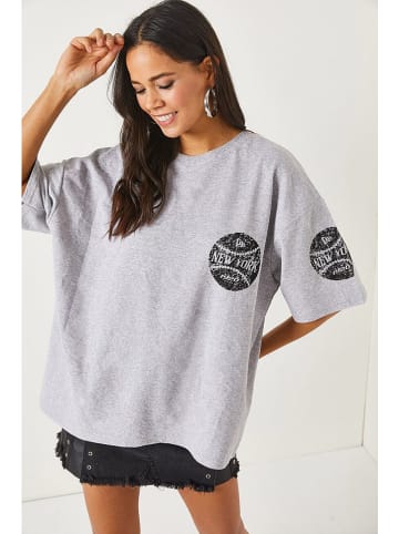 Olalook Koszulka w kolorze szarym
