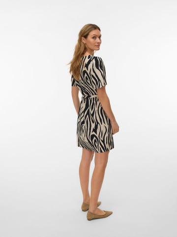 Vero Moda Sukienka w kolorze beżowo-czarnym