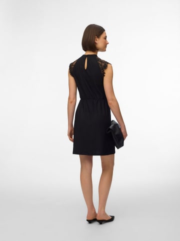 Vero Moda Kleid in Schwarz
