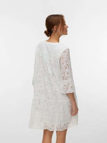 Vero Moda Sukienka w kolorze białym