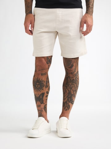 Petrol Industries Shorts in Creme