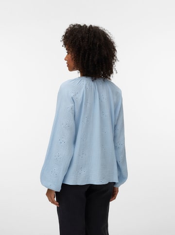 Vero Moda Bluse in Hellblau