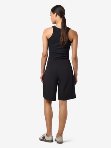 Noisy may Bermudas in Schwarz