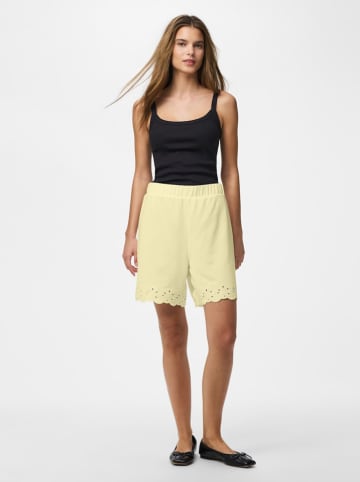 Pieces Short geel