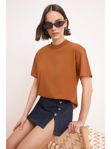 trendyol Shirt in Camel