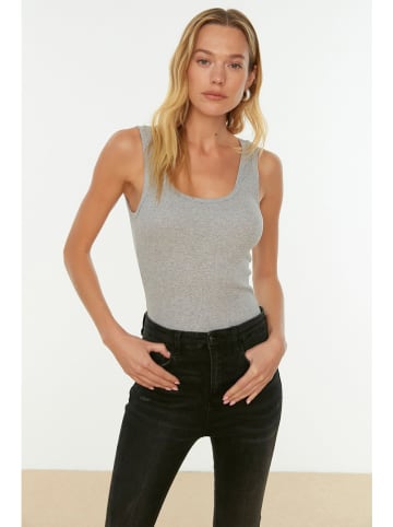 trendyol Top in Grau