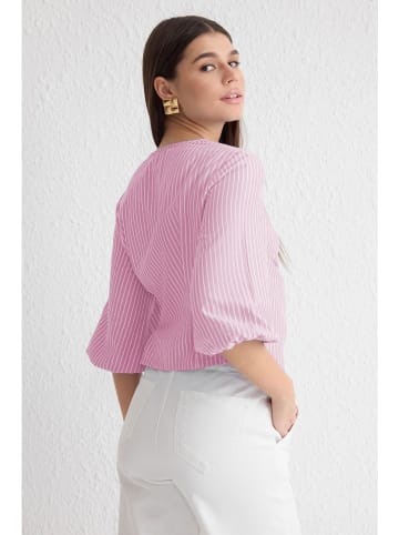 trendyol Blouse lichtroze/wit