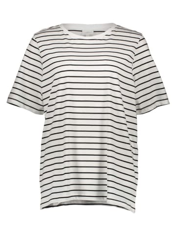 ONLY Carmakoma Shirt crème