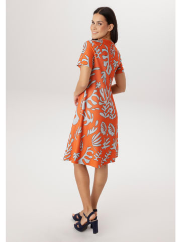 Aniston Kleid in Orange/ Weiß