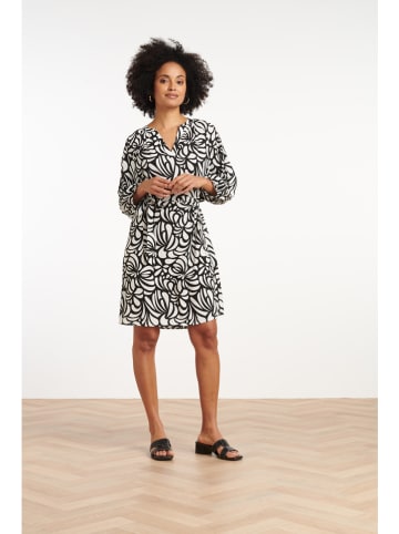 Smashed Lemon Kleid in Schwarz/ Weiß