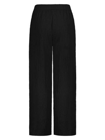 Sublevel Hose in Schwarz