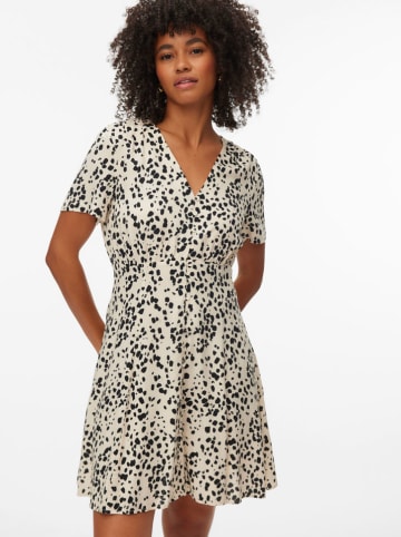 Vero Moda Kleid in Creme/ Schwarz