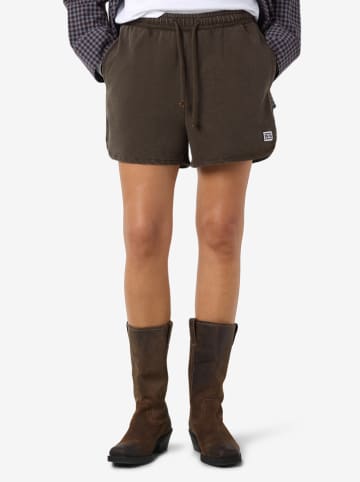 Noisy may Shorts in Braun