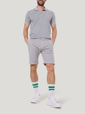 Pioneer Shorts in Grau