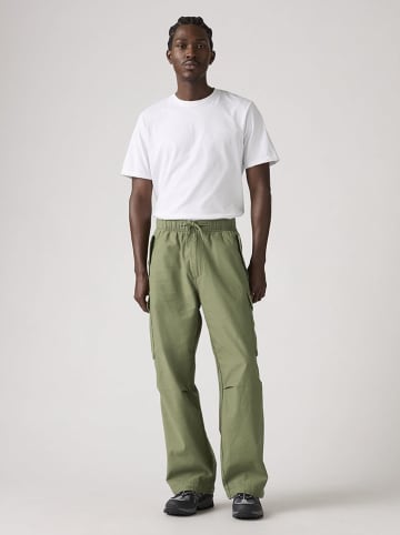 Levi's Bojówki w kolorze oliwkowym