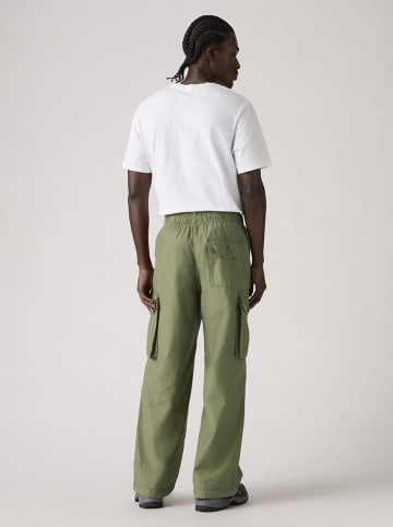 Levi's Bojówki w kolorze oliwkowym