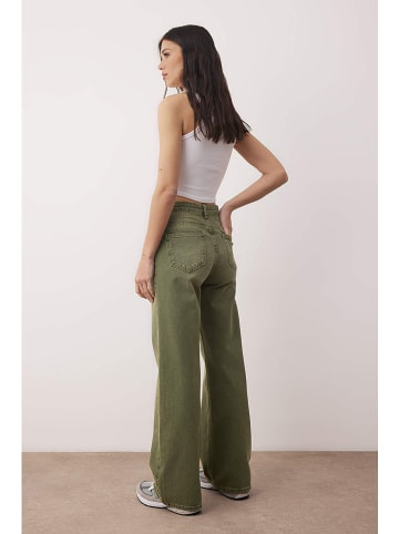 trendyol Dżinsy - Wide Leg - w kolorze khaki