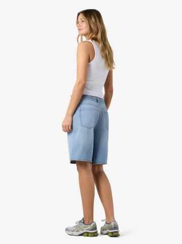 Noisy may Jeans-Bermudas in Hellblau