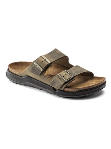 Birkenstock Leder-Pantoletten "Arizona Adventure" in Khaki - Weite N