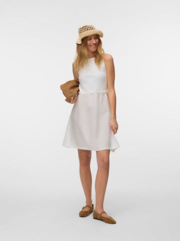 Vero Moda Kleid in Weiß