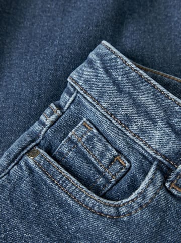 name it Dżinsy "Bella" - Comfort fit - w kolorze niebieskim