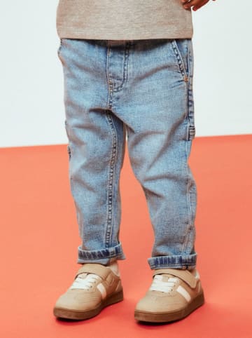 name it Dżinsy "Ben" - Tapered fit - w kolorze błękitnym