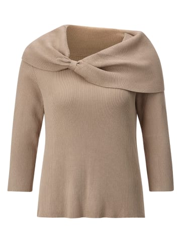 creation L Sweter w kolorze beżowym