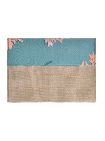 BLE Clutch in Beige - (B)26 x (H)19 x (T)2 cm